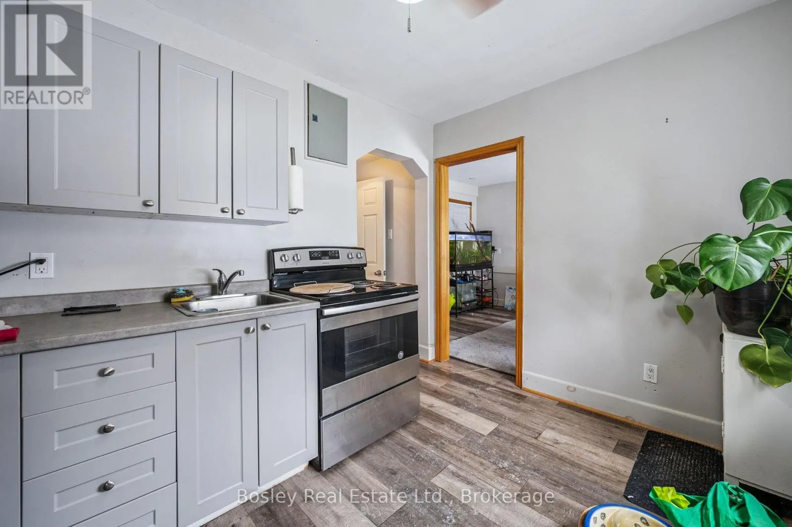121 HESPELER ROAD