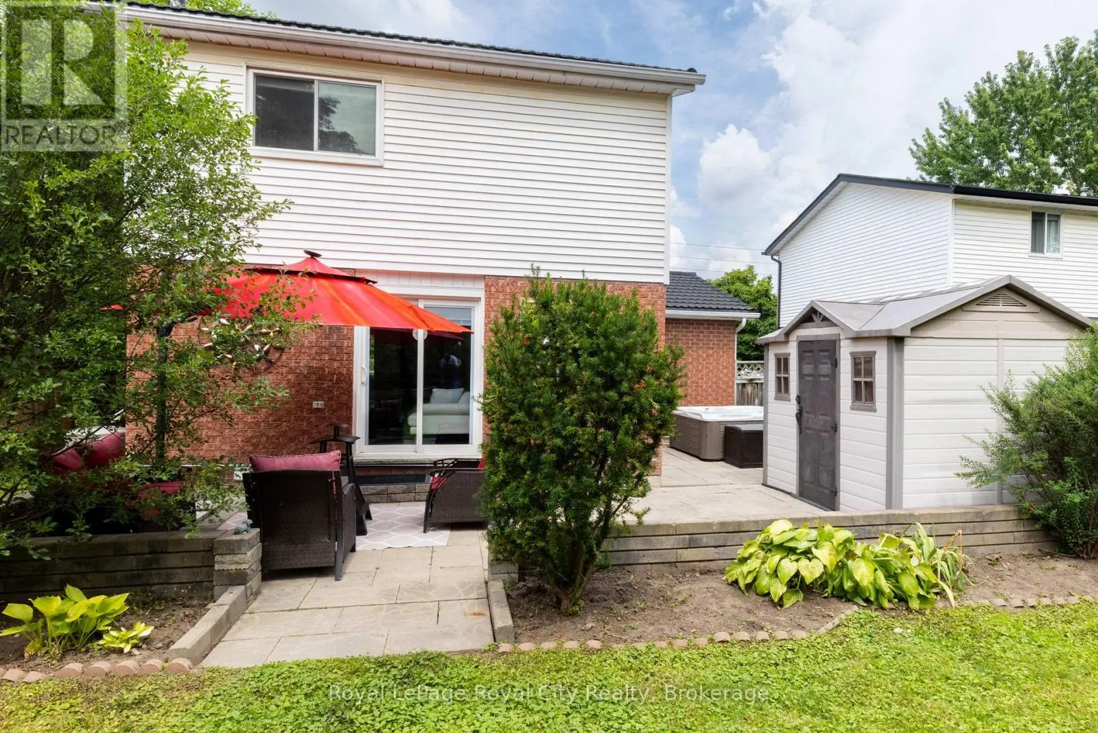 245 ELMIRA ROAD S