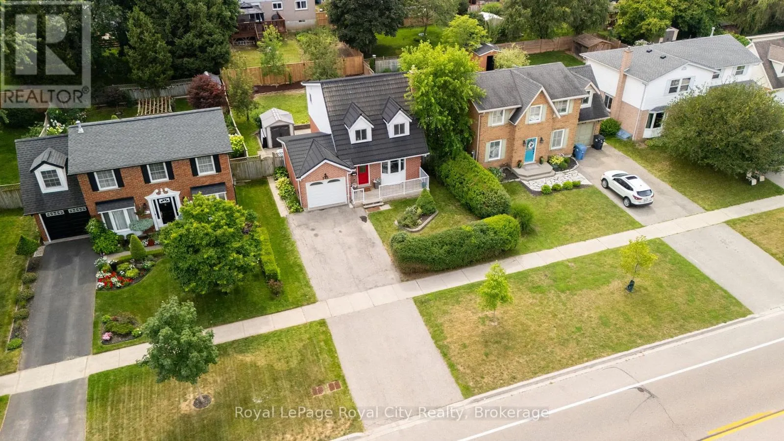 245 ELMIRA ROAD S
