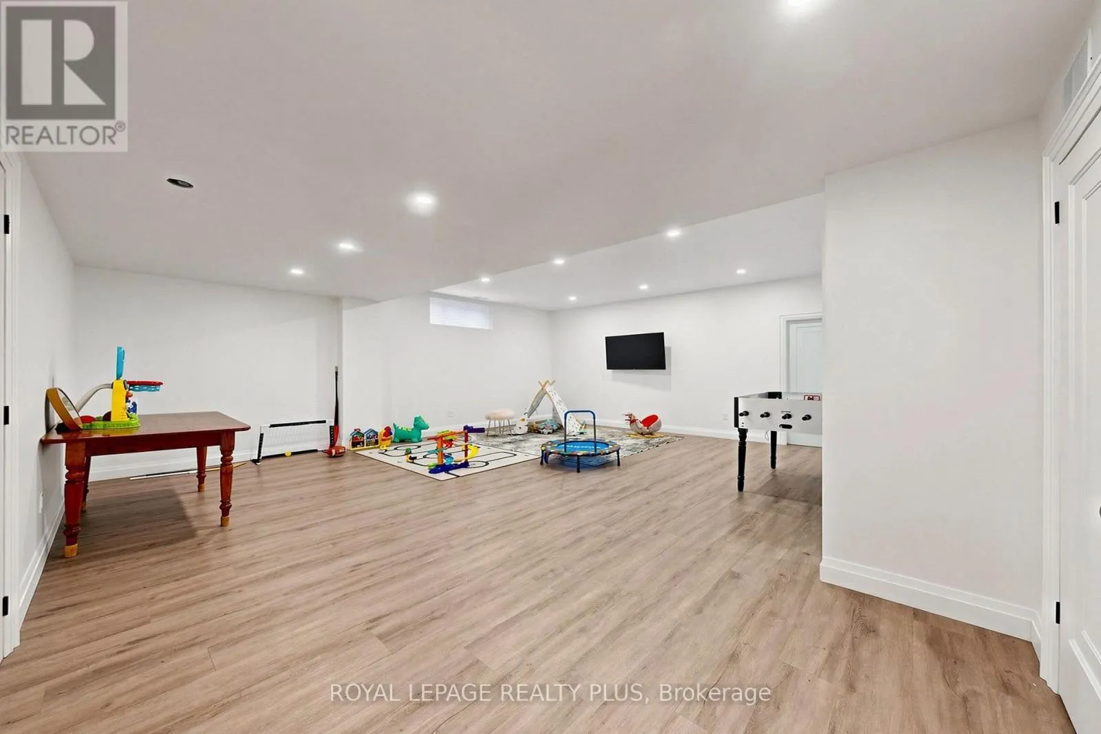 274 DEWITT ROAD