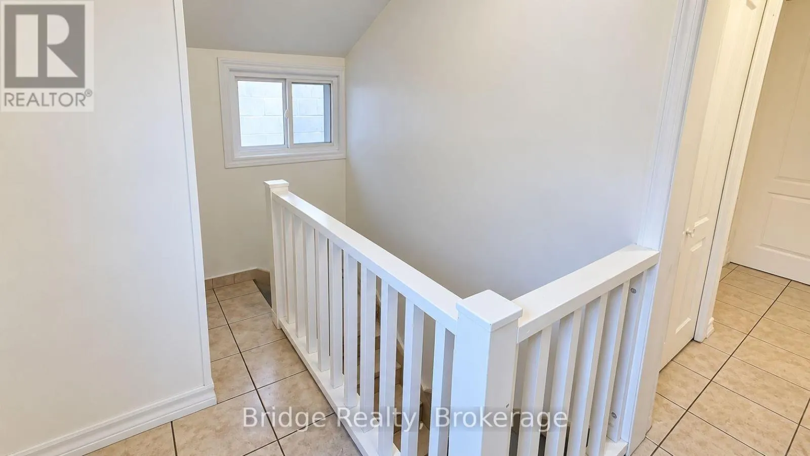497 SIMCOE STREET