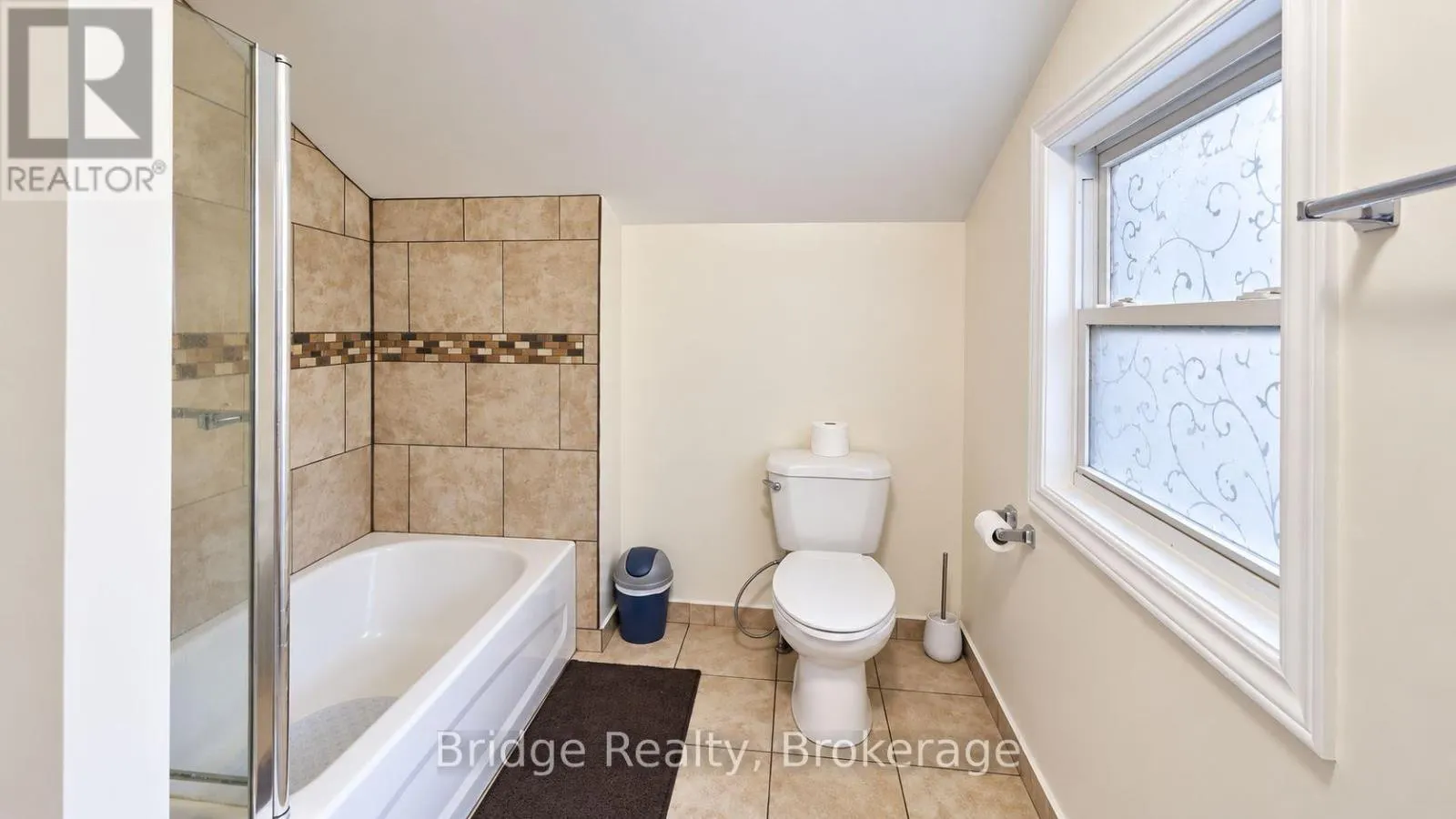 497 SIMCOE STREET