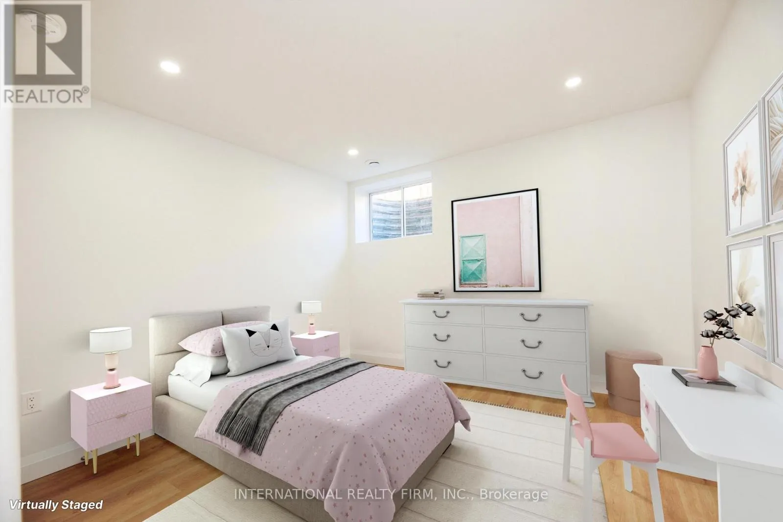 17 MCINTOSH AVENUE