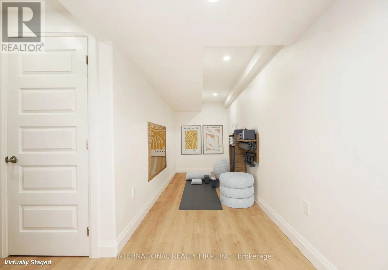 17 MCINTOSH AVENUE