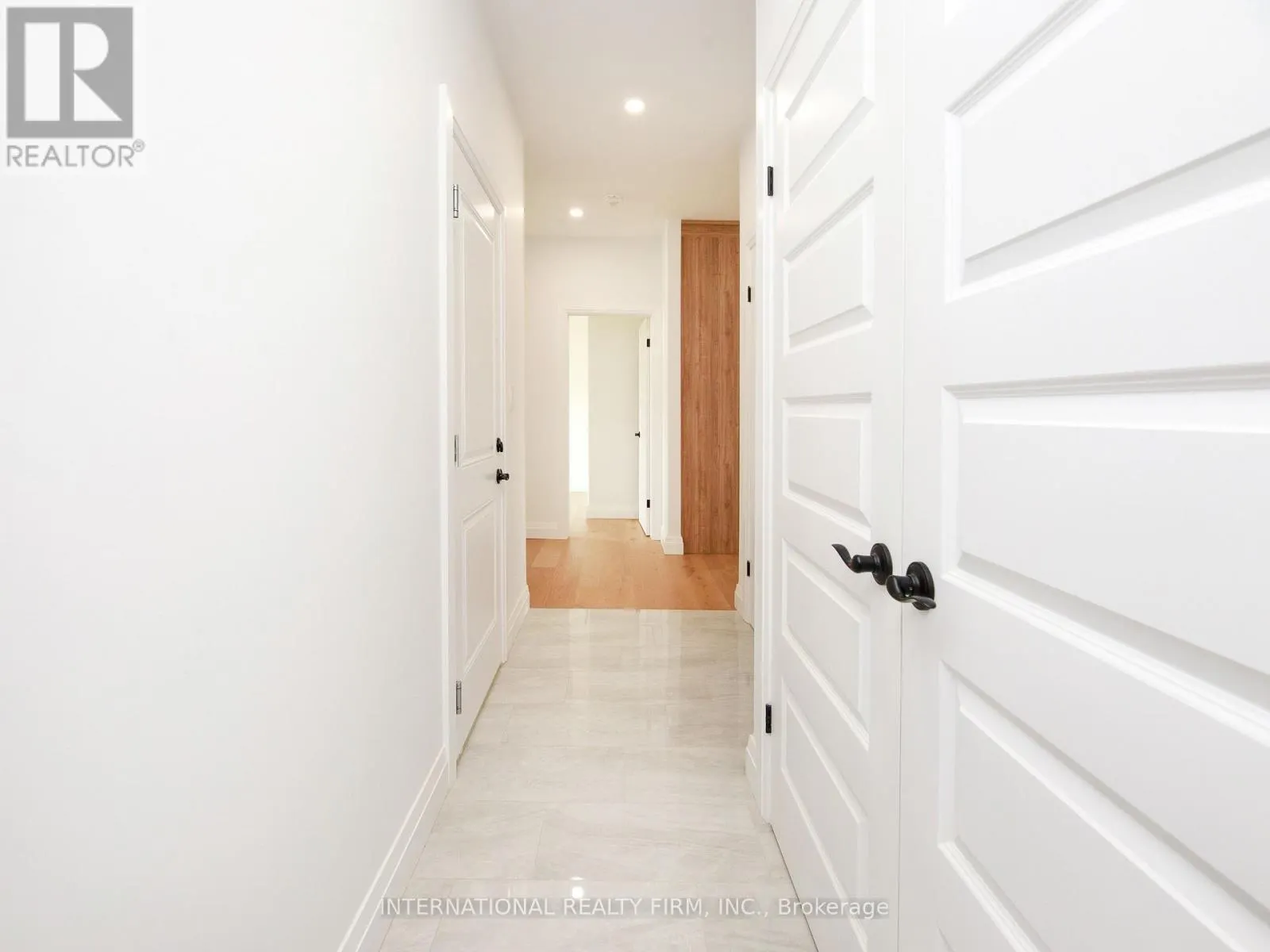 17 MCINTOSH AVENUE