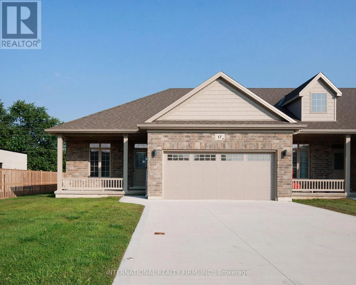 17 MCINTOSH AVENUE