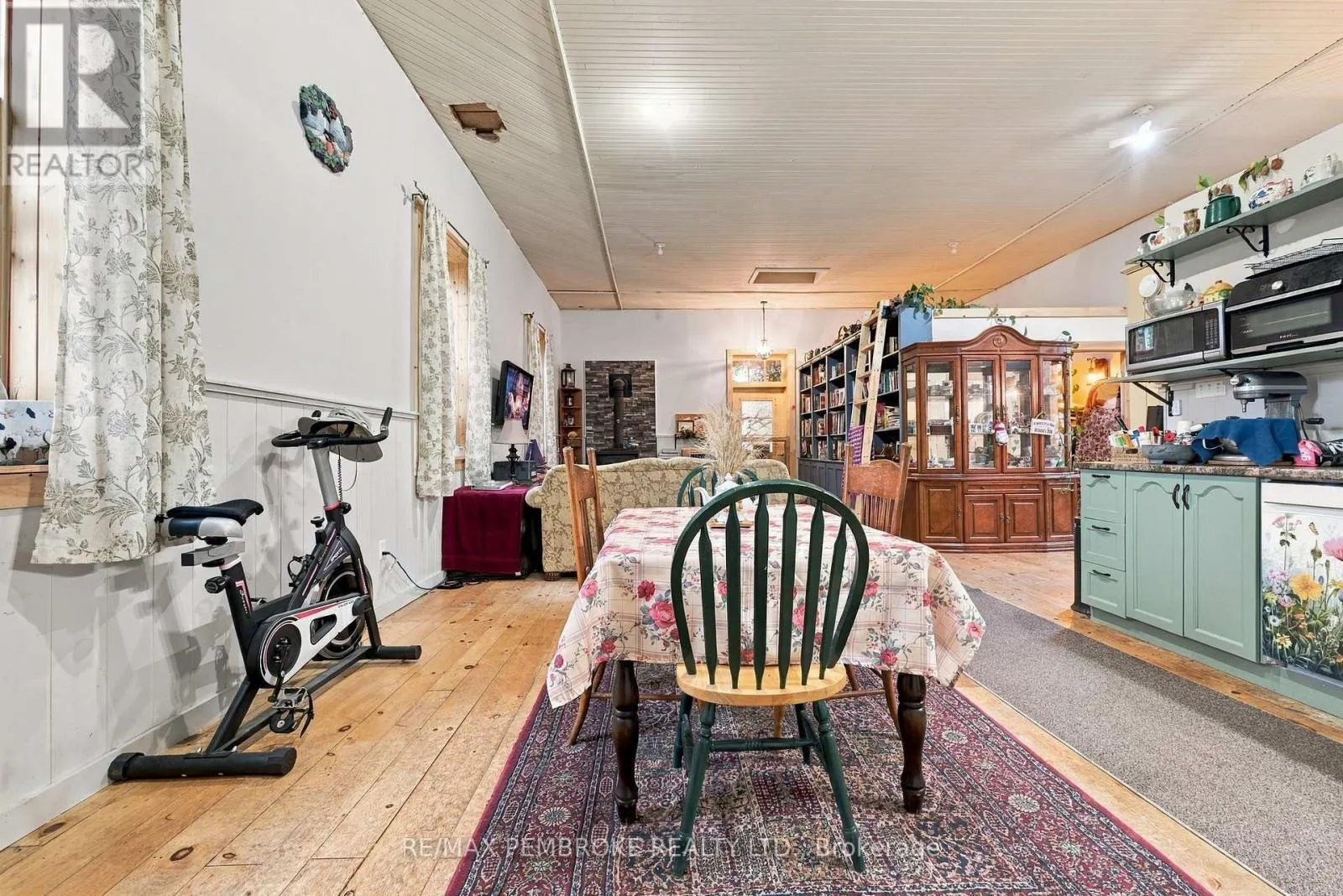 1279 FOY ROAD