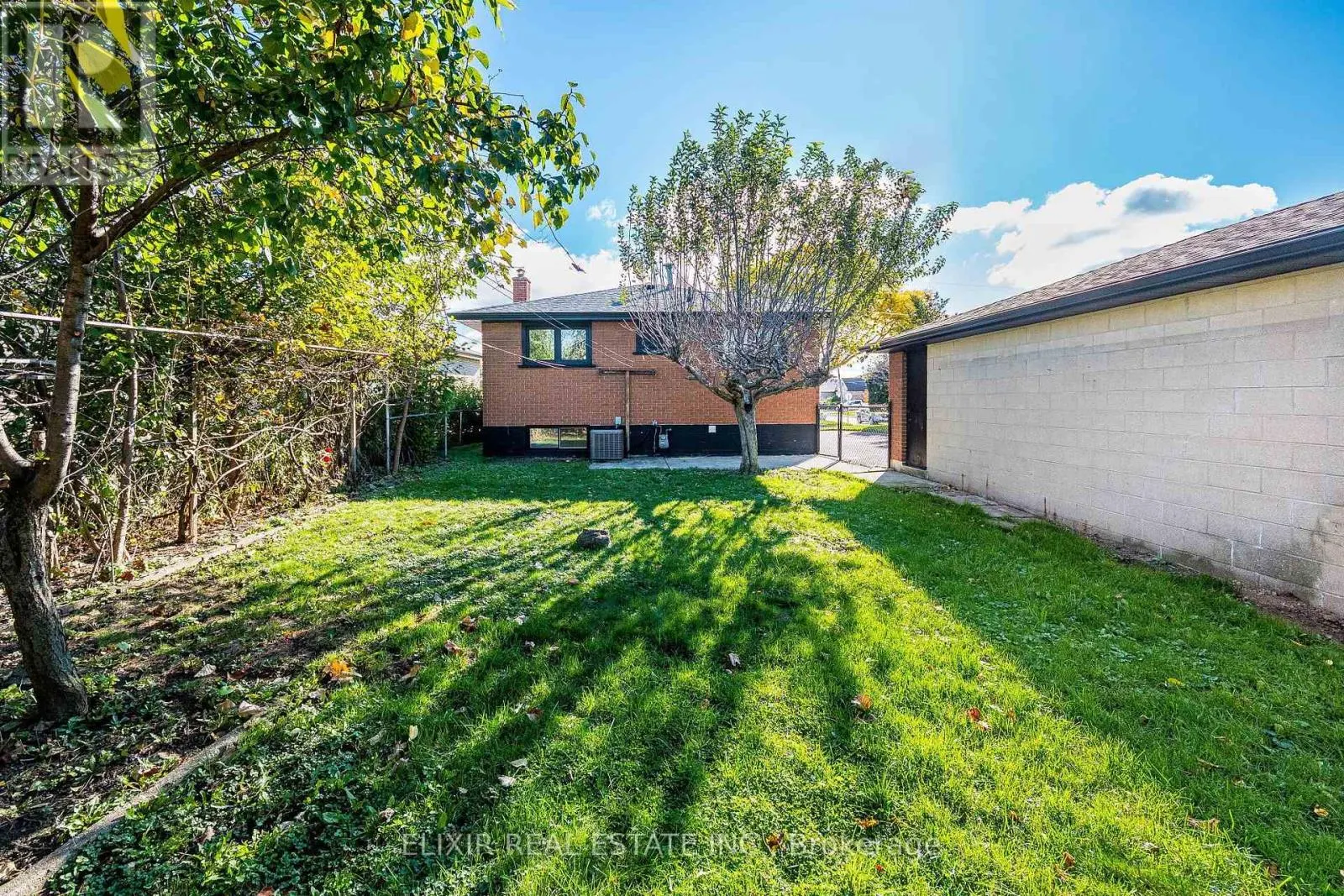UPPER - 135 NUGENT DRIVE