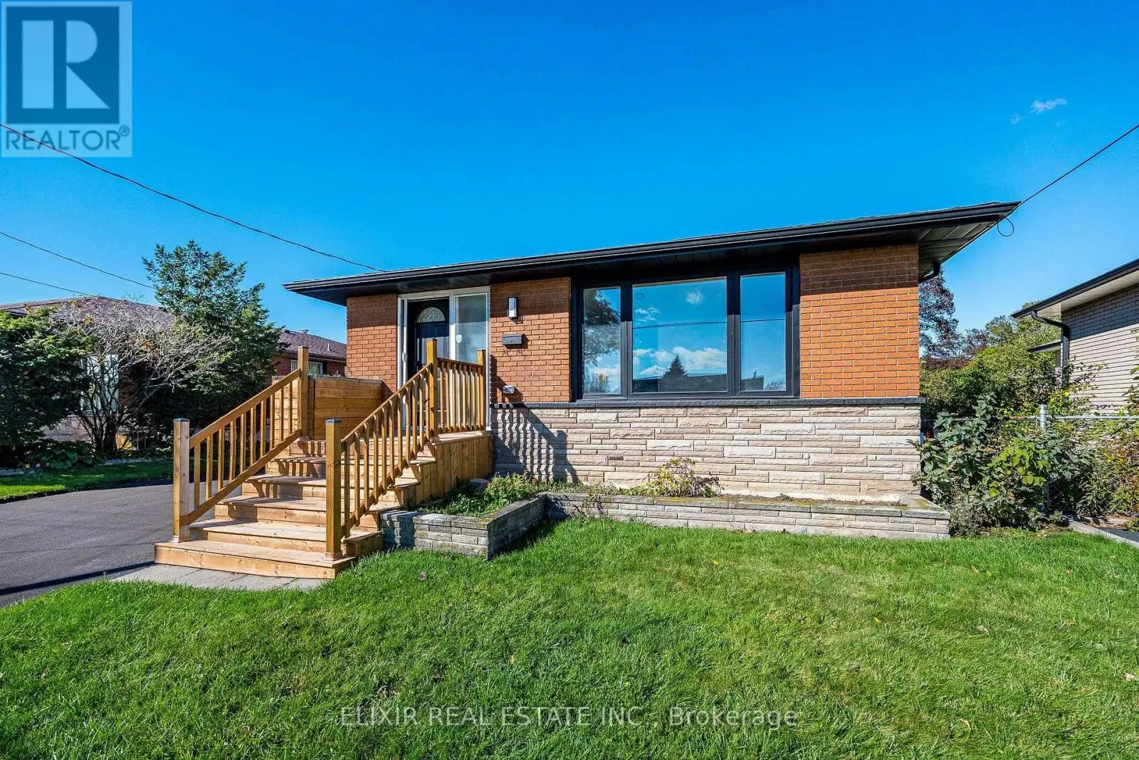 UPPER - 135 NUGENT DRIVE