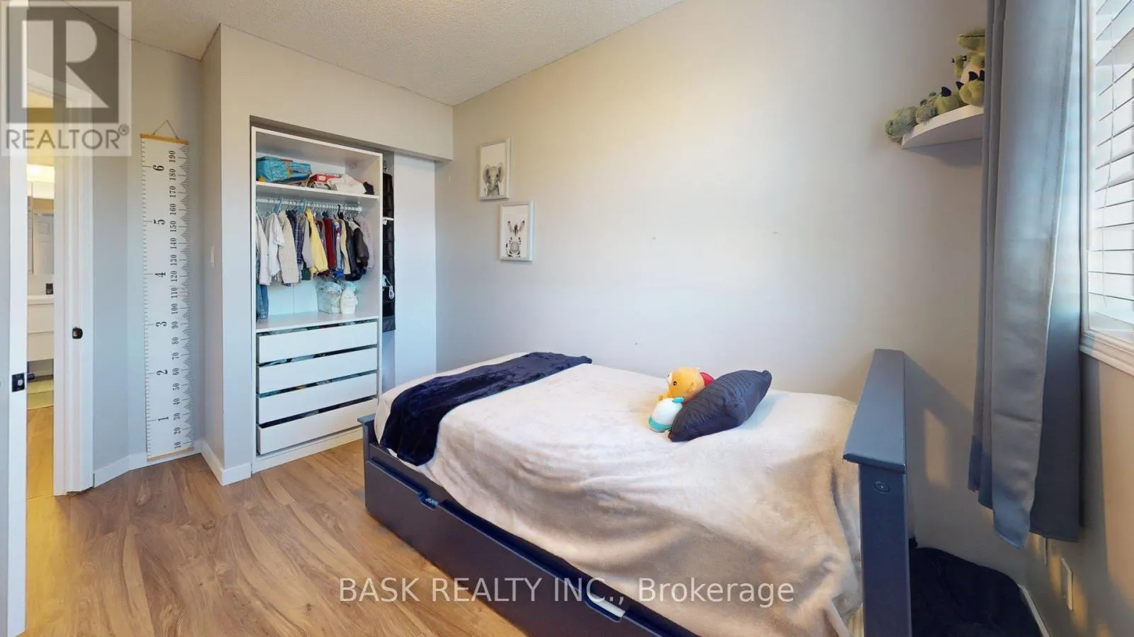 115 FAIRGREEN CLOSE
