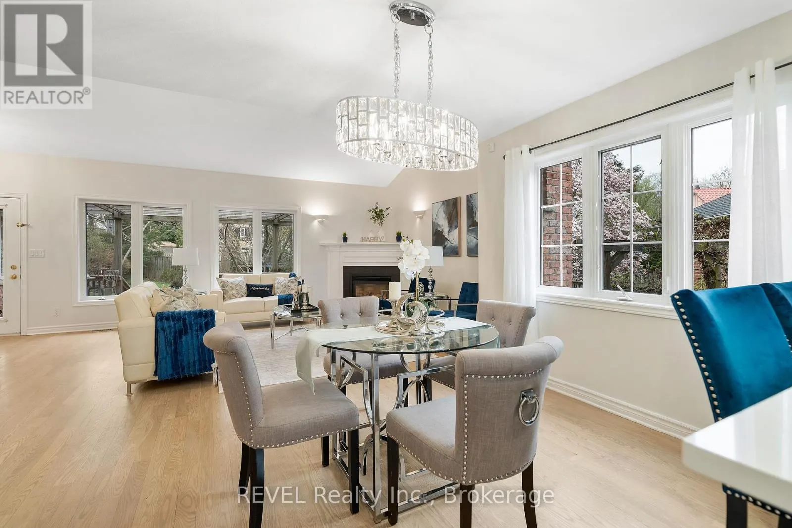 6839 IMPERIAL COURT