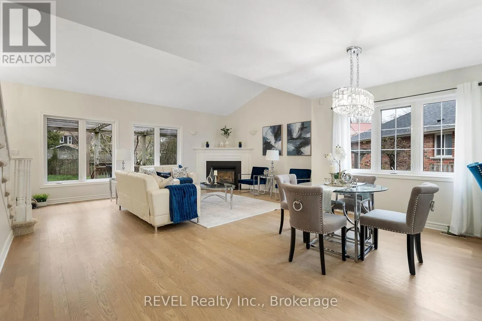6839 IMPERIAL COURT