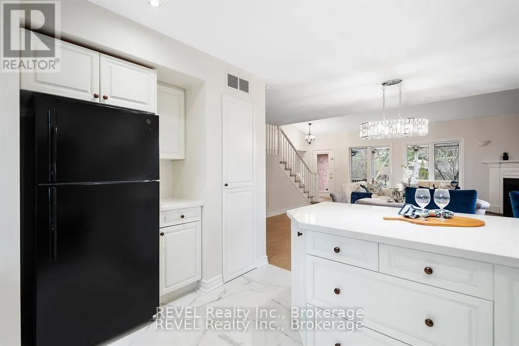 6839 IMPERIAL COURT