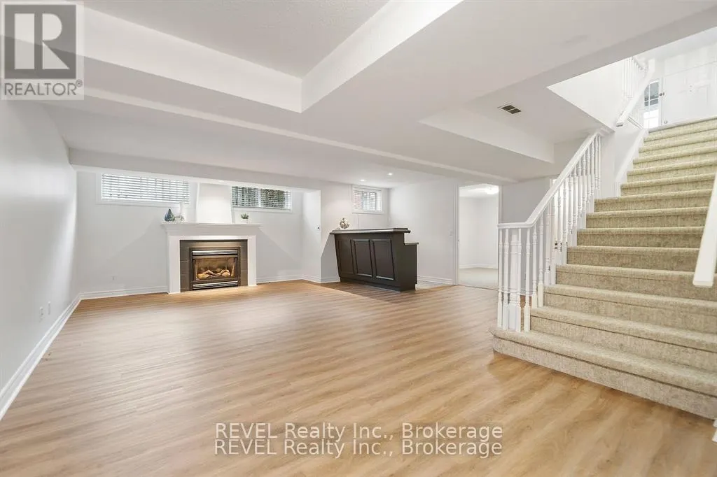 6839 IMPERIAL COURT