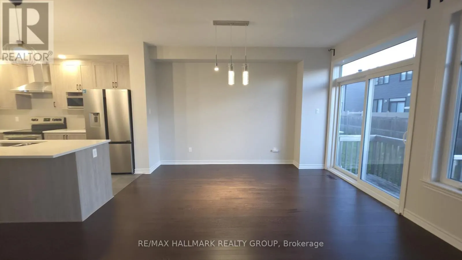 62 MANDEVILLA CRESCENT