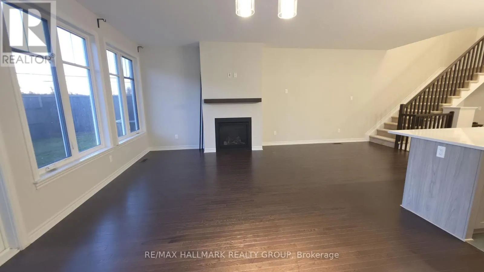 62 MANDEVILLA CRESCENT