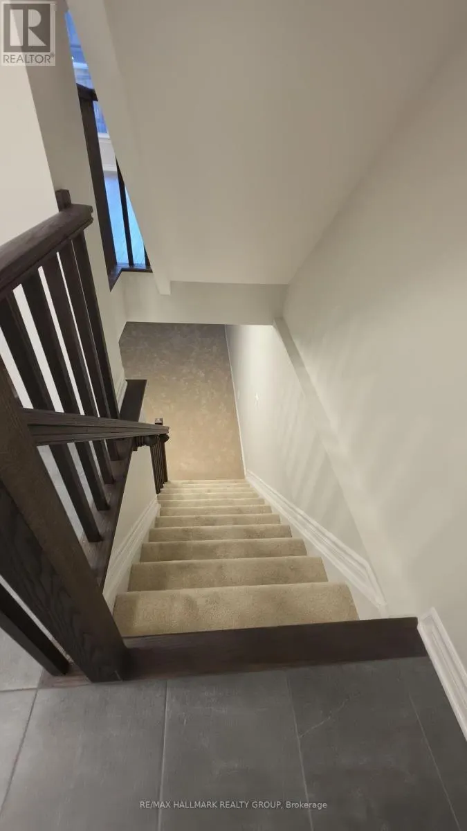 62 MANDEVILLA CRESCENT
