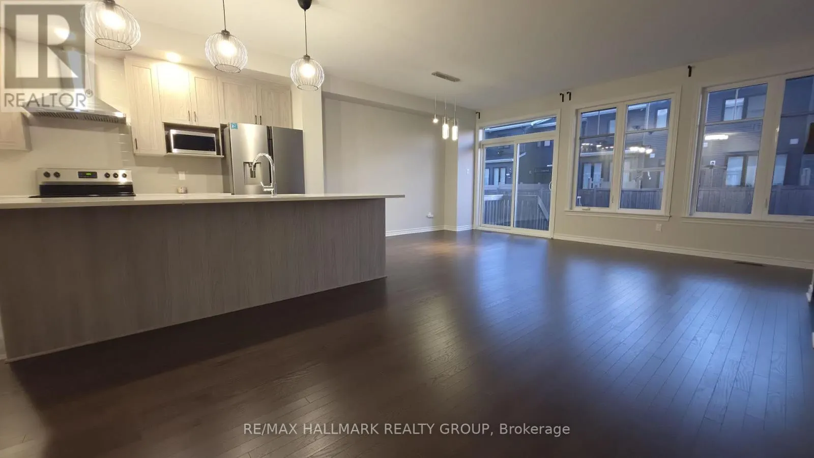 62 MANDEVILLA CRESCENT