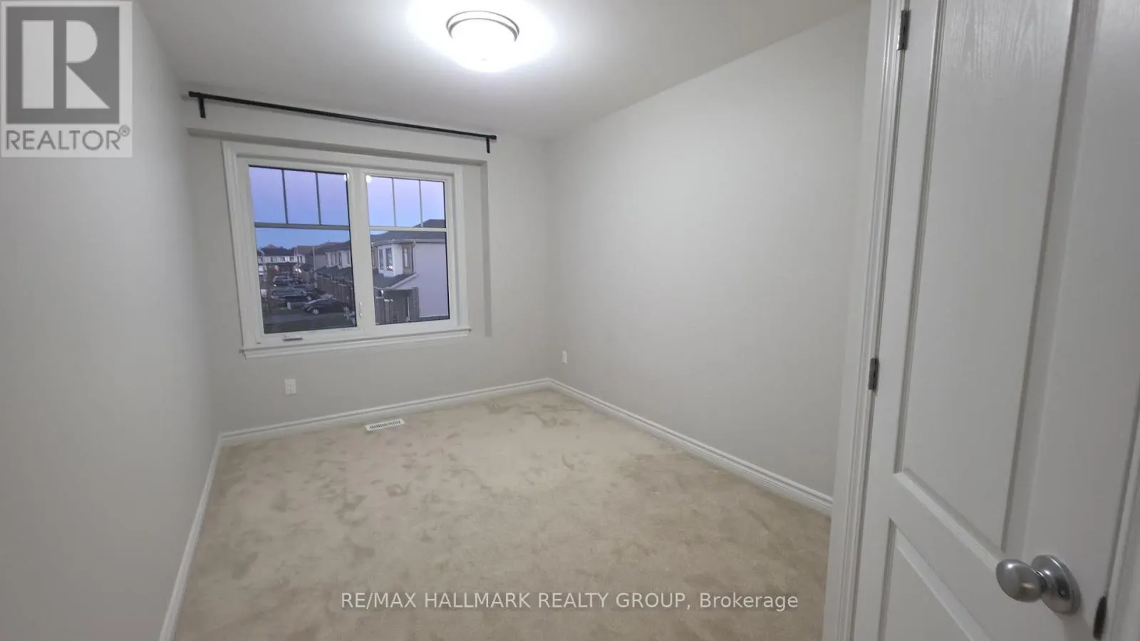 62 MANDEVILLA CRESCENT