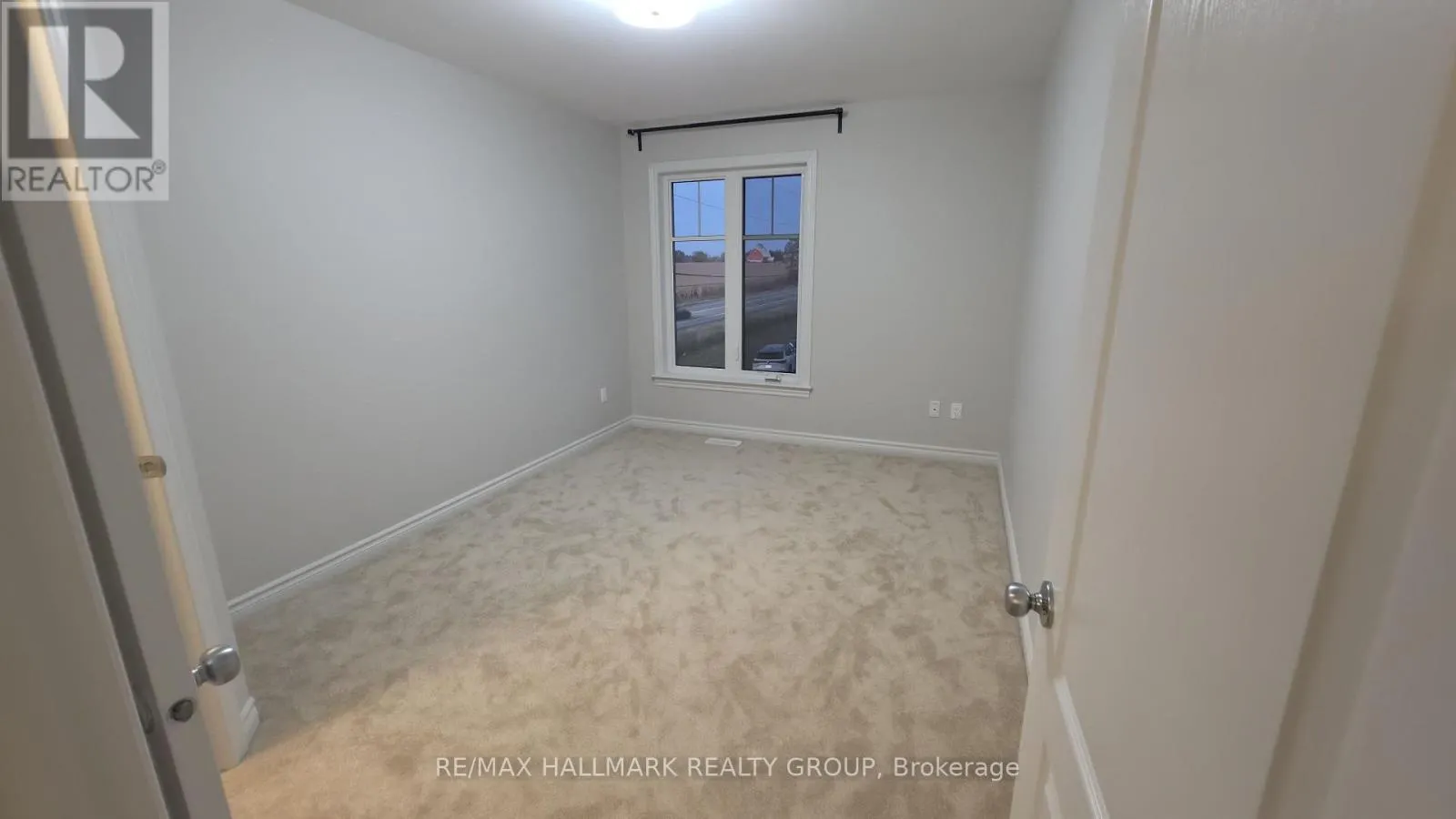 62 MANDEVILLA CRESCENT