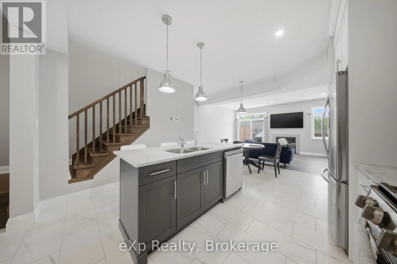 107 STEPHENSON WAY