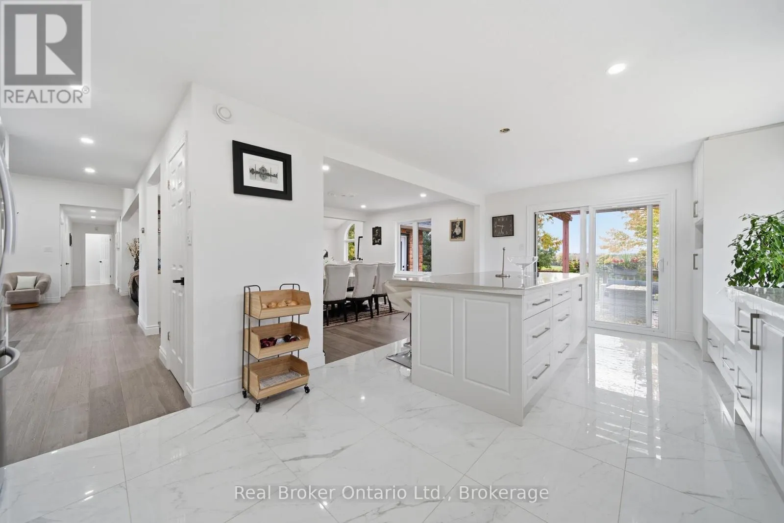 7709 WELLINGTON ROAD 22 ROAD