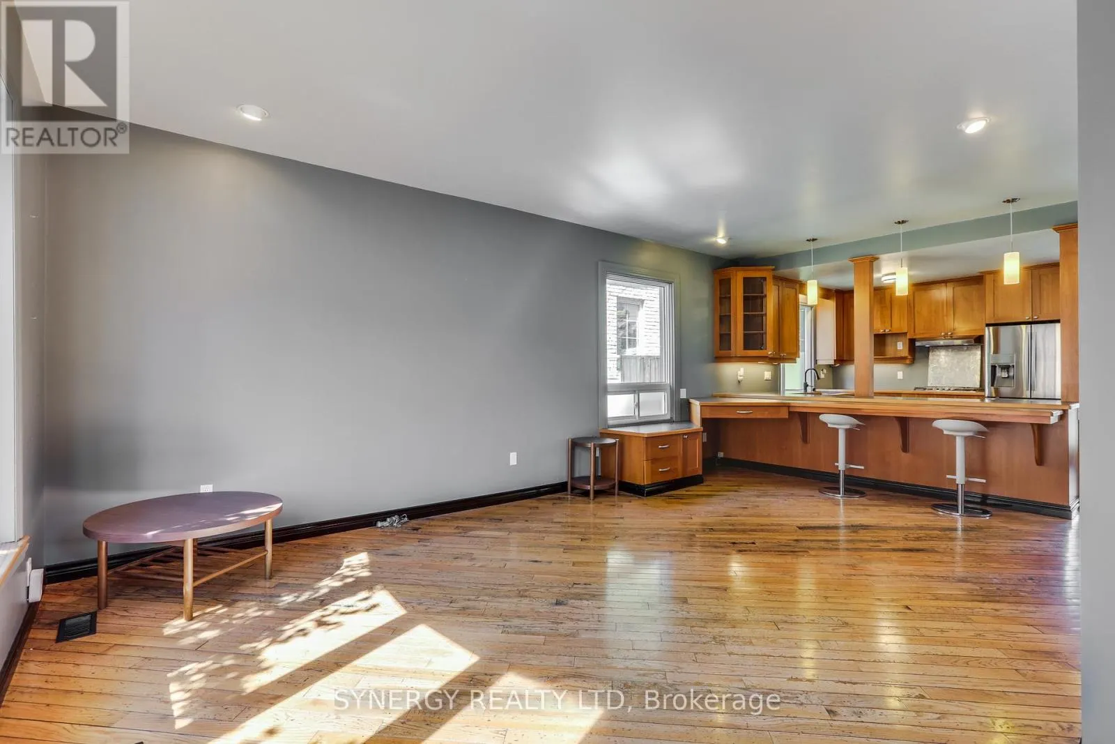 2 ERIE AVENUE