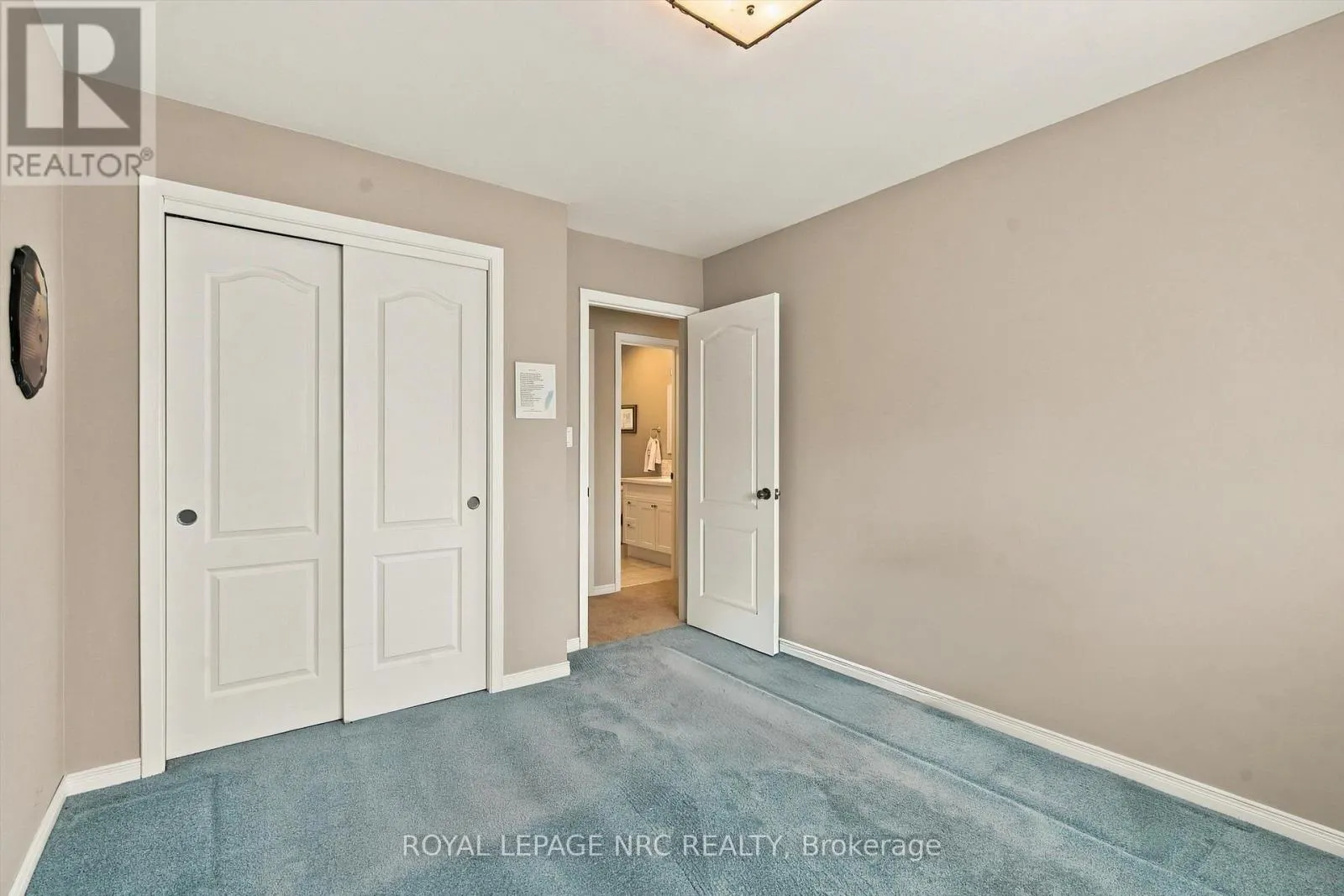 13 HARDWOOD GROVE