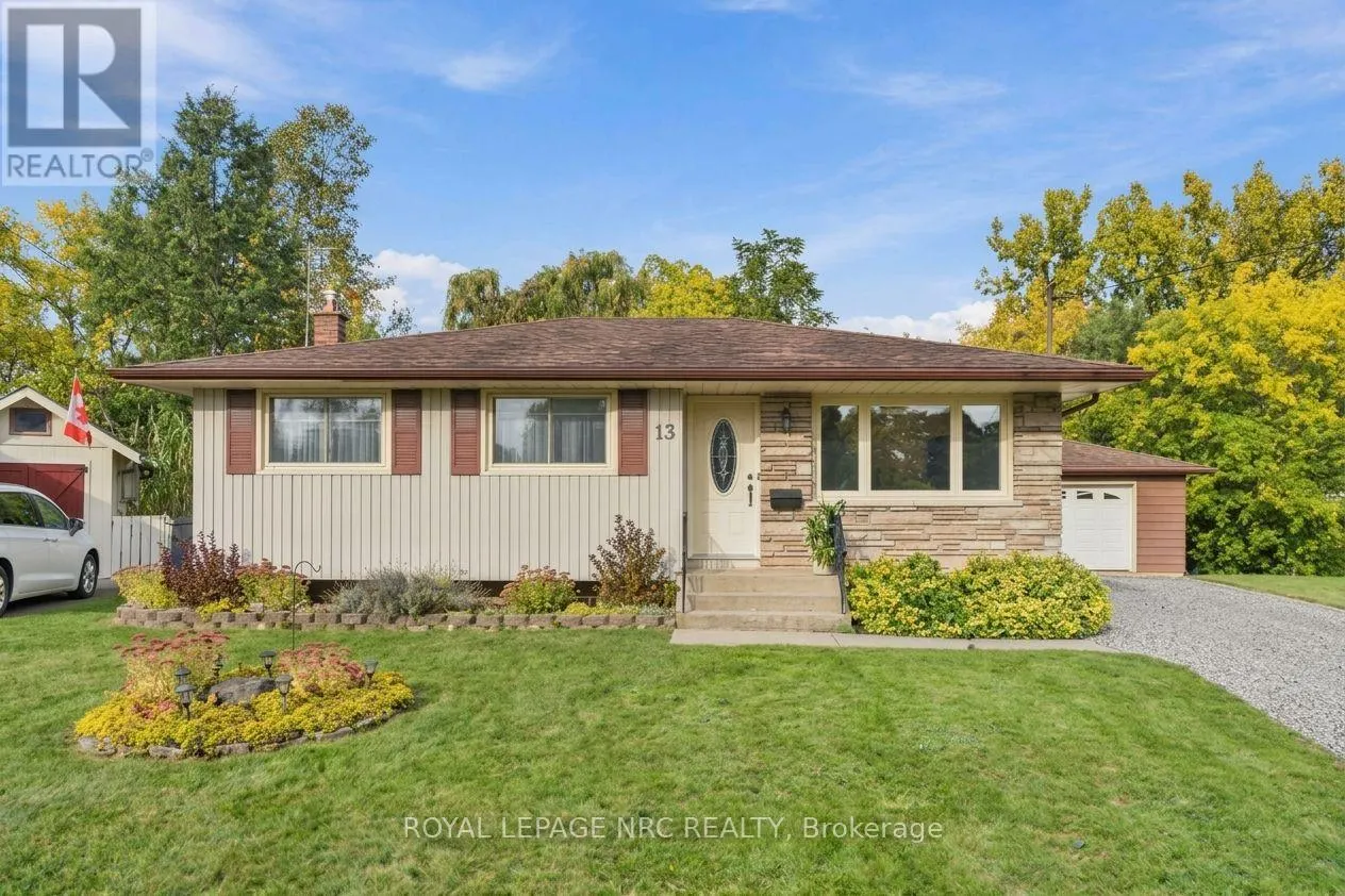 13 HARDWOOD GROVE