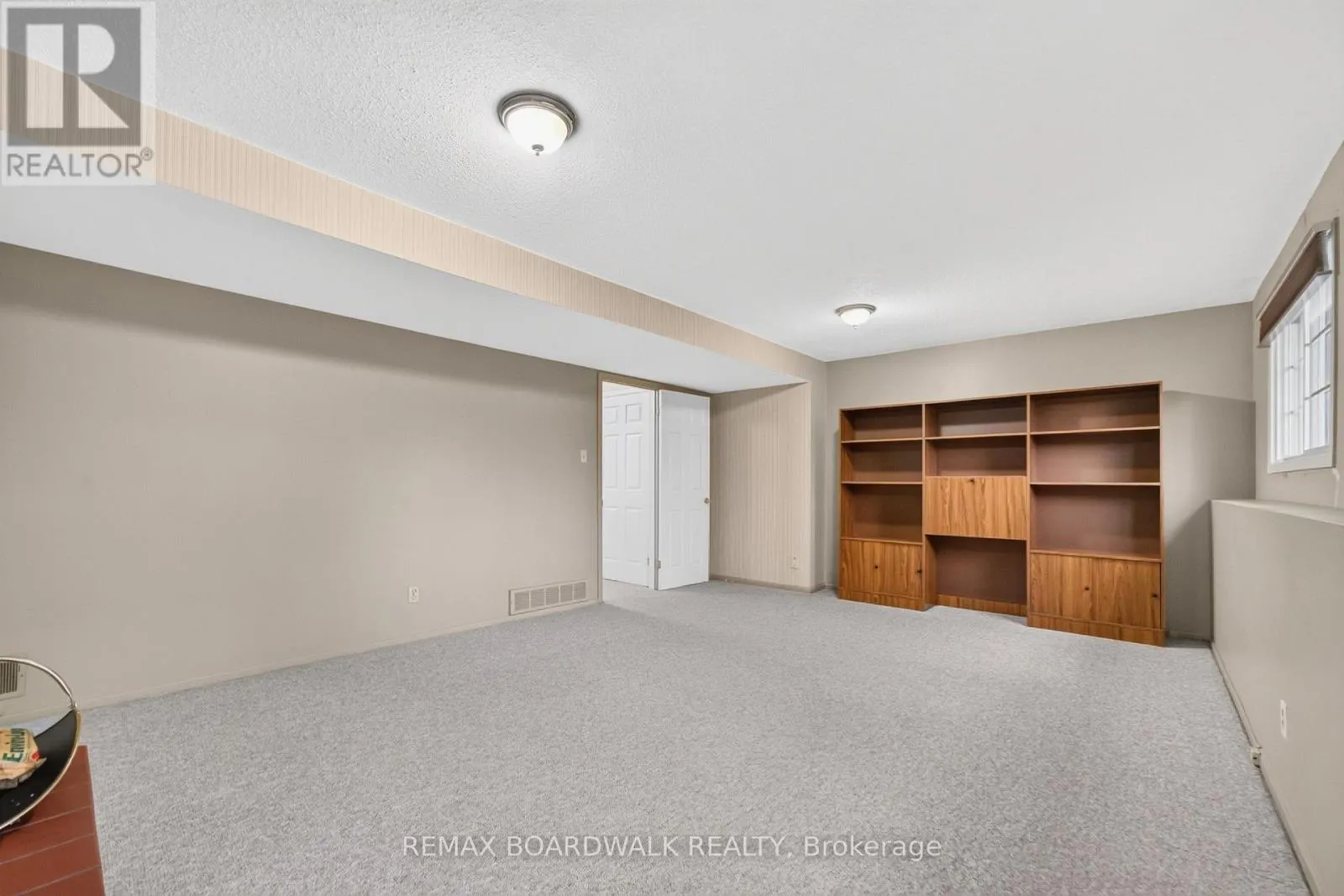 20 TRIPP CRESCENT