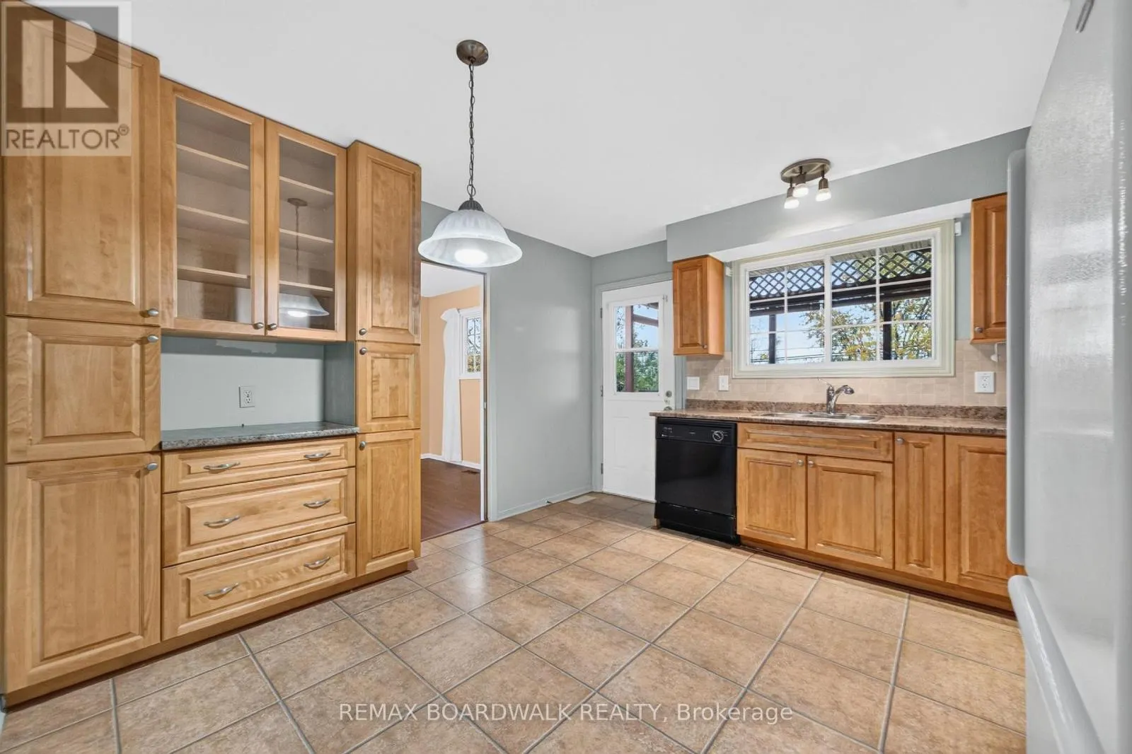 20 TRIPP CRESCENT