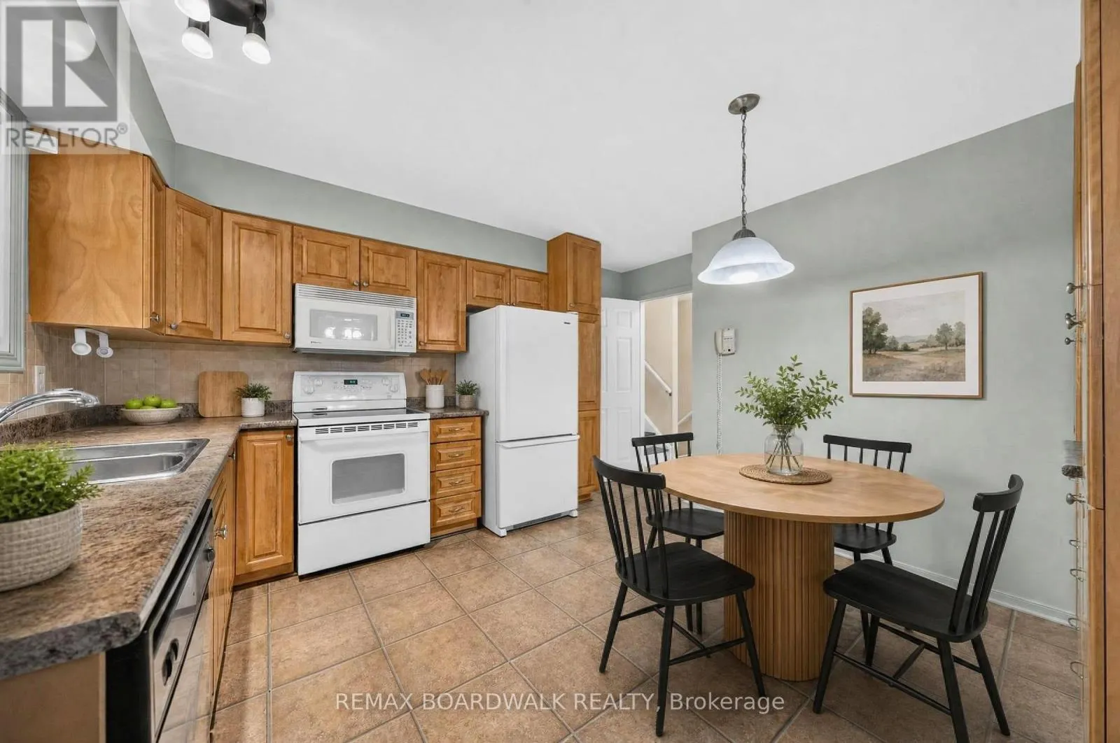20 TRIPP CRESCENT