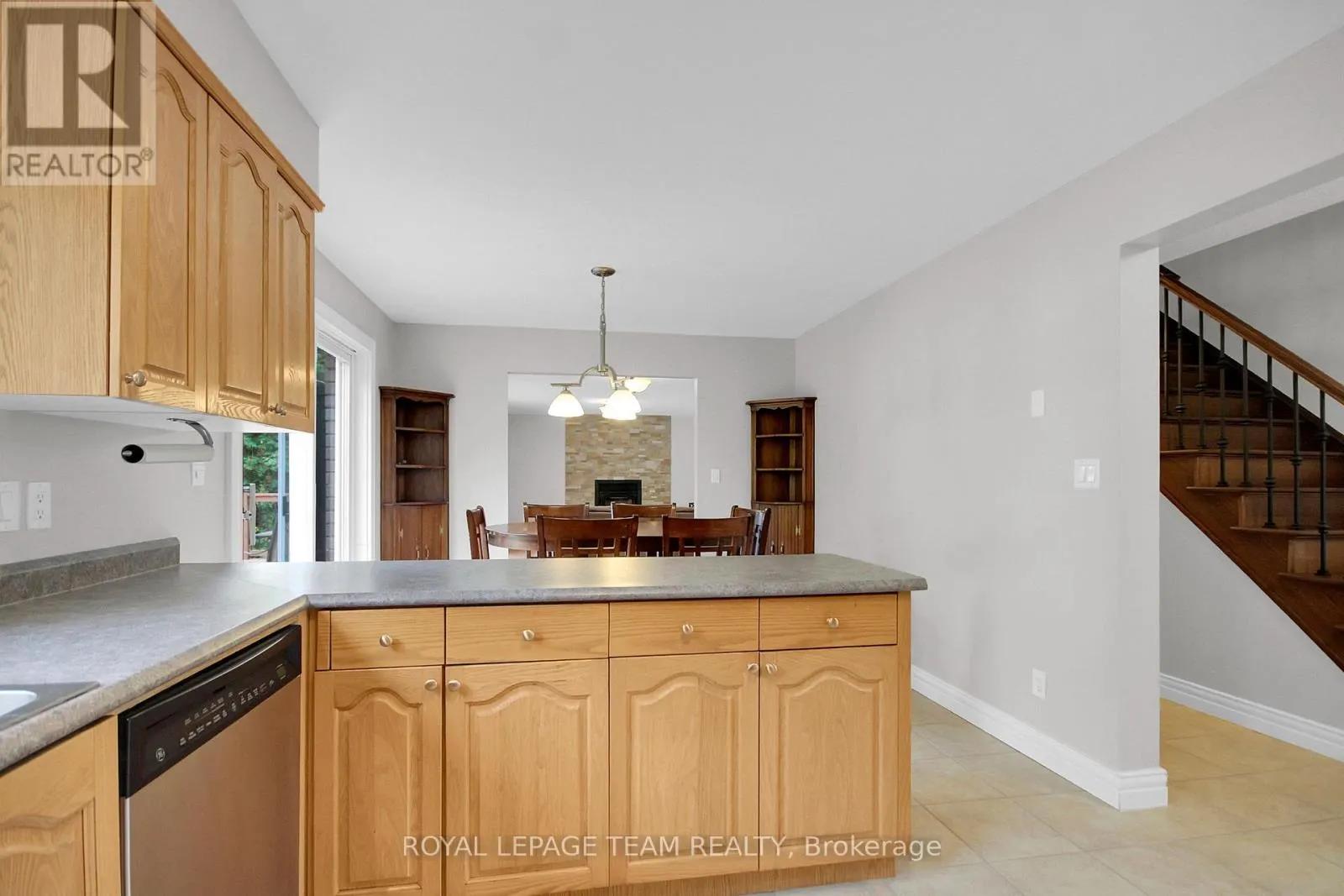 7089 BUSH DRIVE