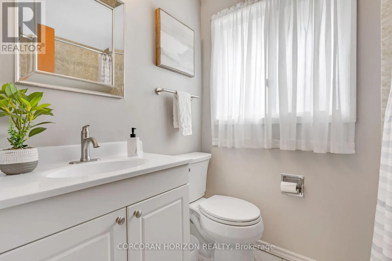 8 BLUE SPRUCE COURT