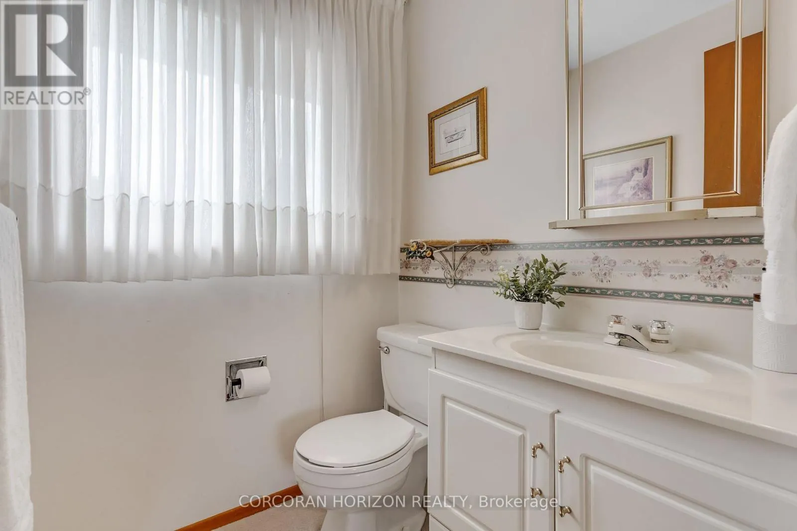 8 BLUE SPRUCE COURT
