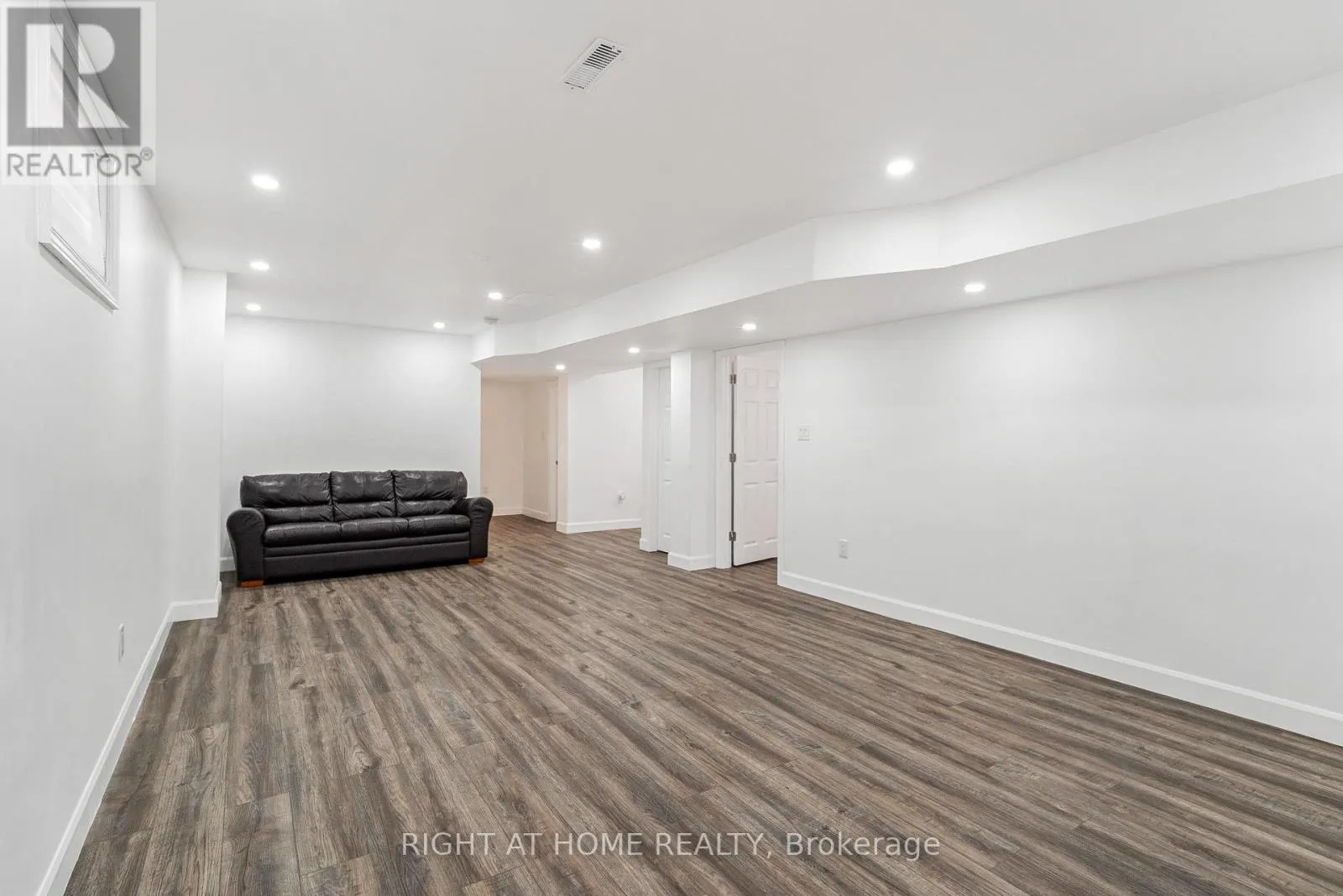 1205 NORTH WENIGE DRIVE