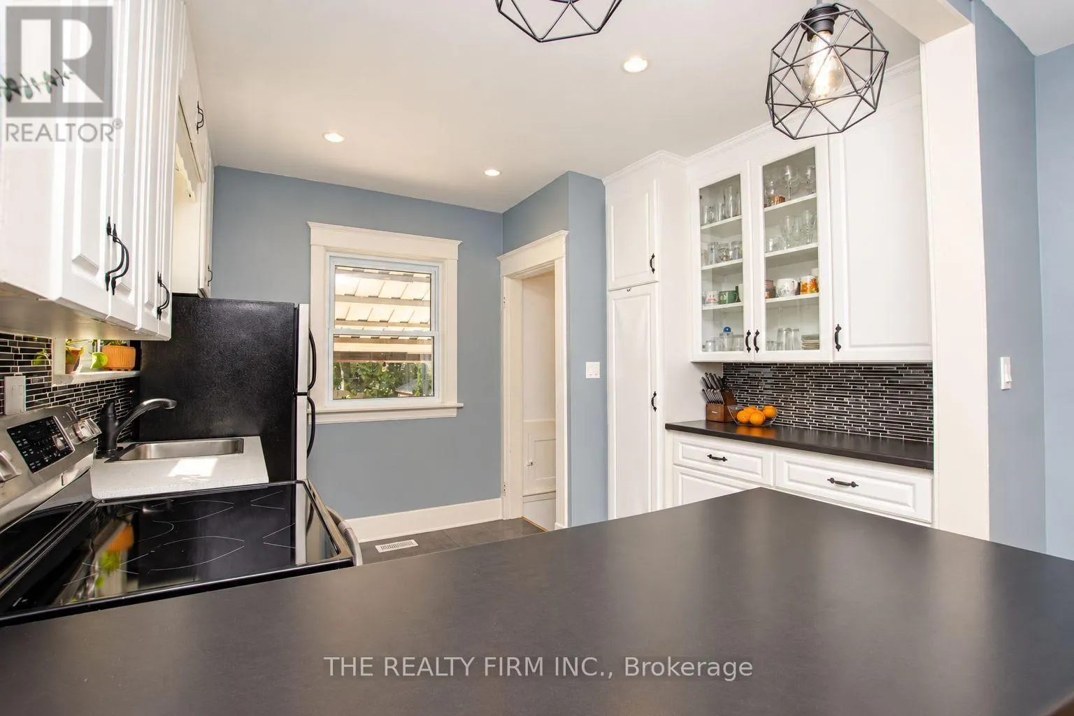 117 THORNTON AVENUE