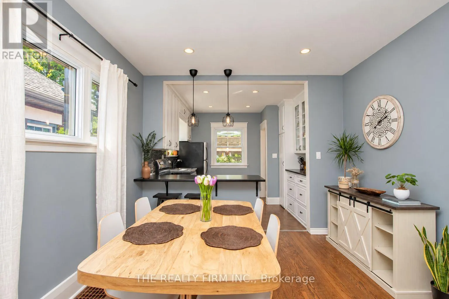 117 THORNTON AVENUE