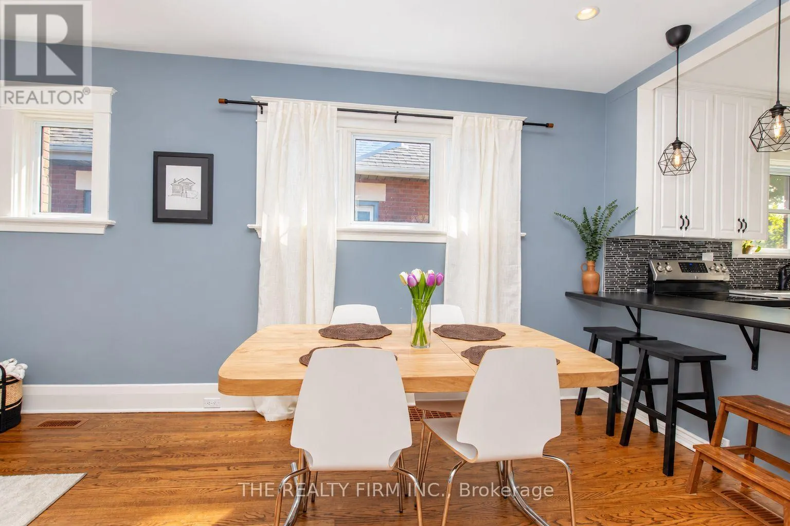 117 THORNTON AVENUE