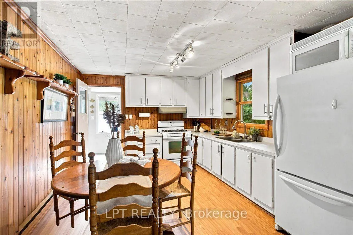48 BROADRIVER ROAD