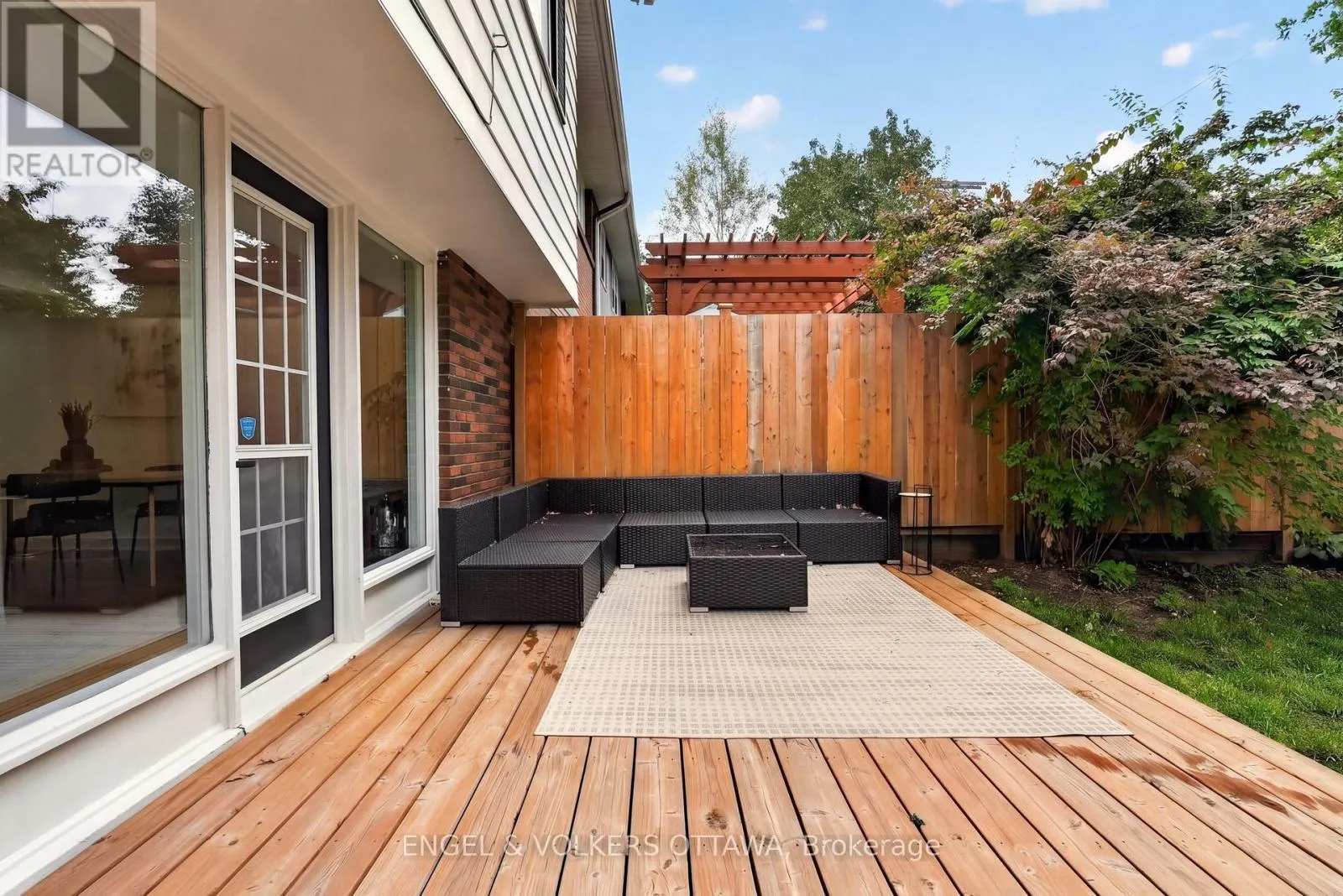 1304 MORRISON DRIVE