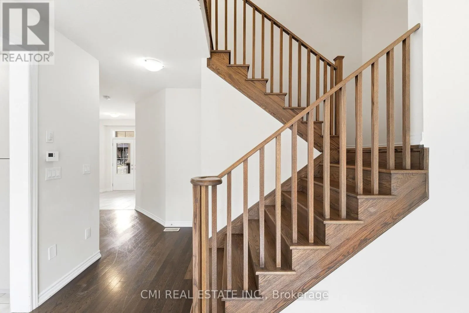 65 LILLIAN WAY