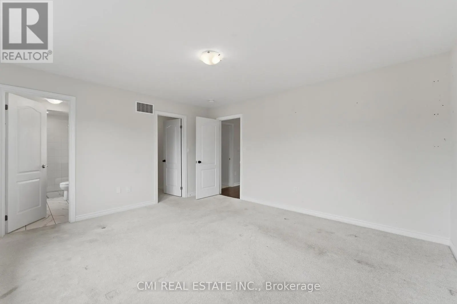 65 LILLIAN WAY
