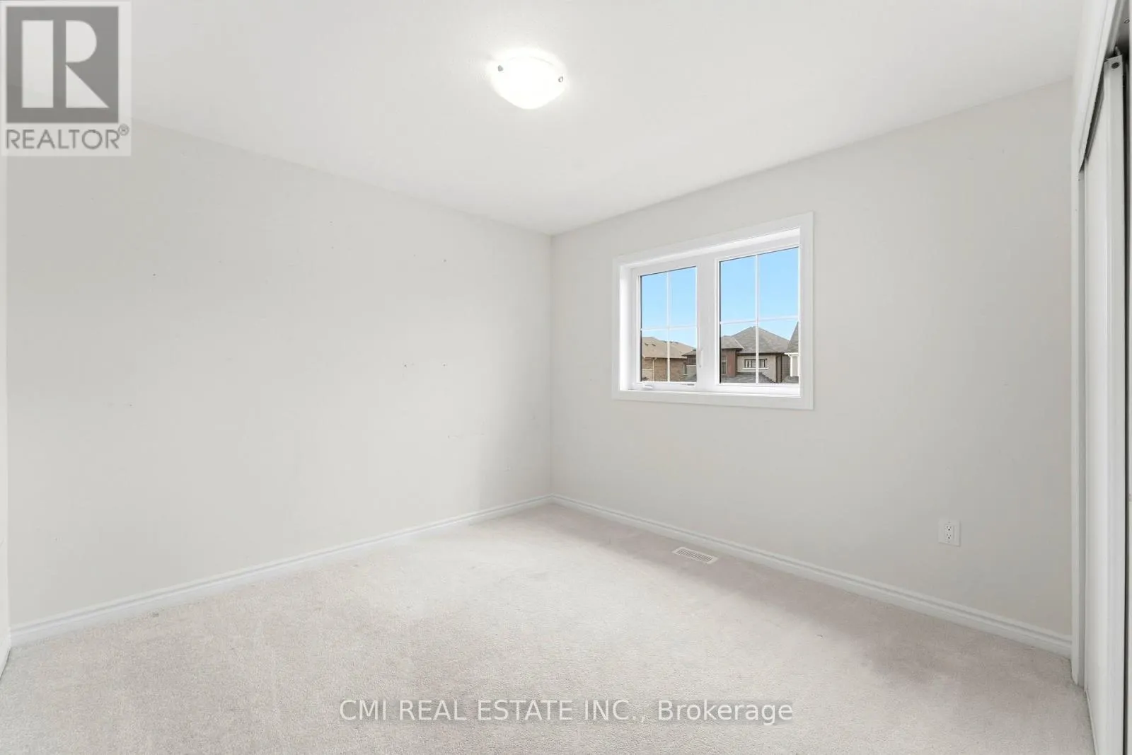 65 LILLIAN WAY