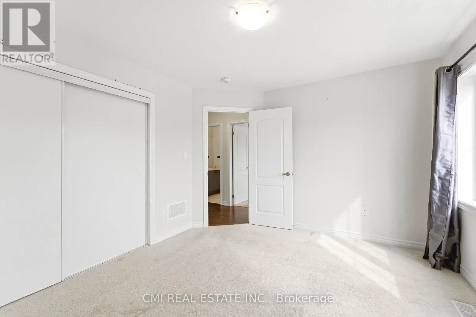 65 LILLIAN WAY