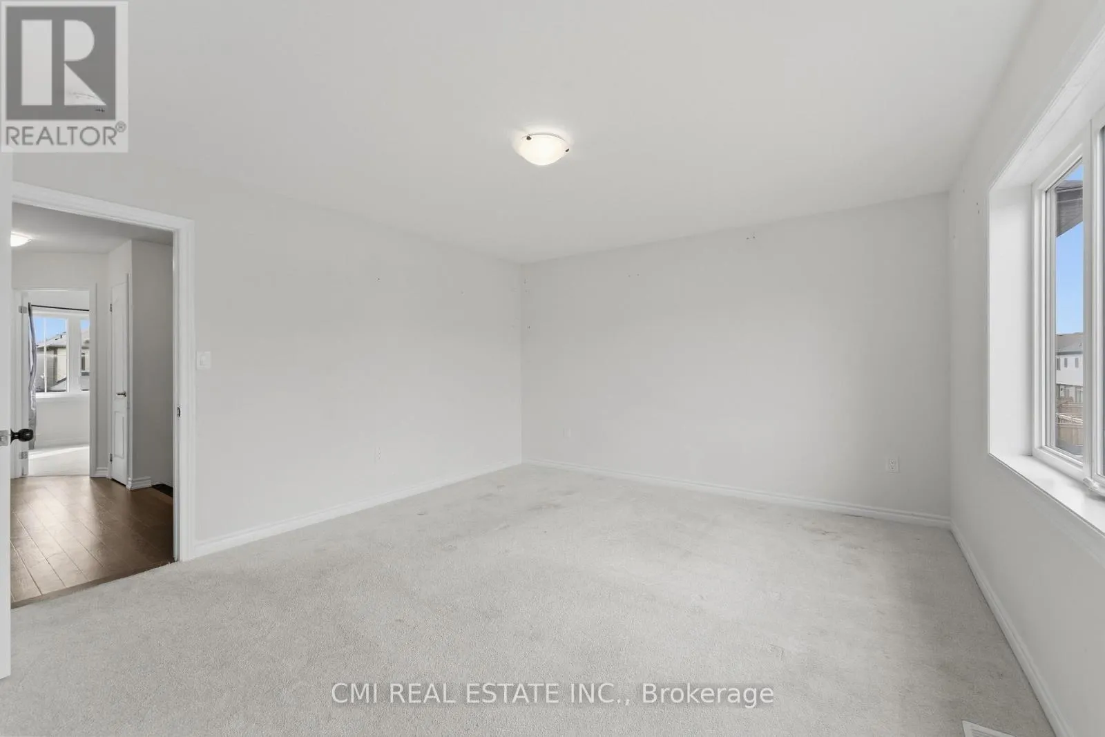 65 LILLIAN WAY