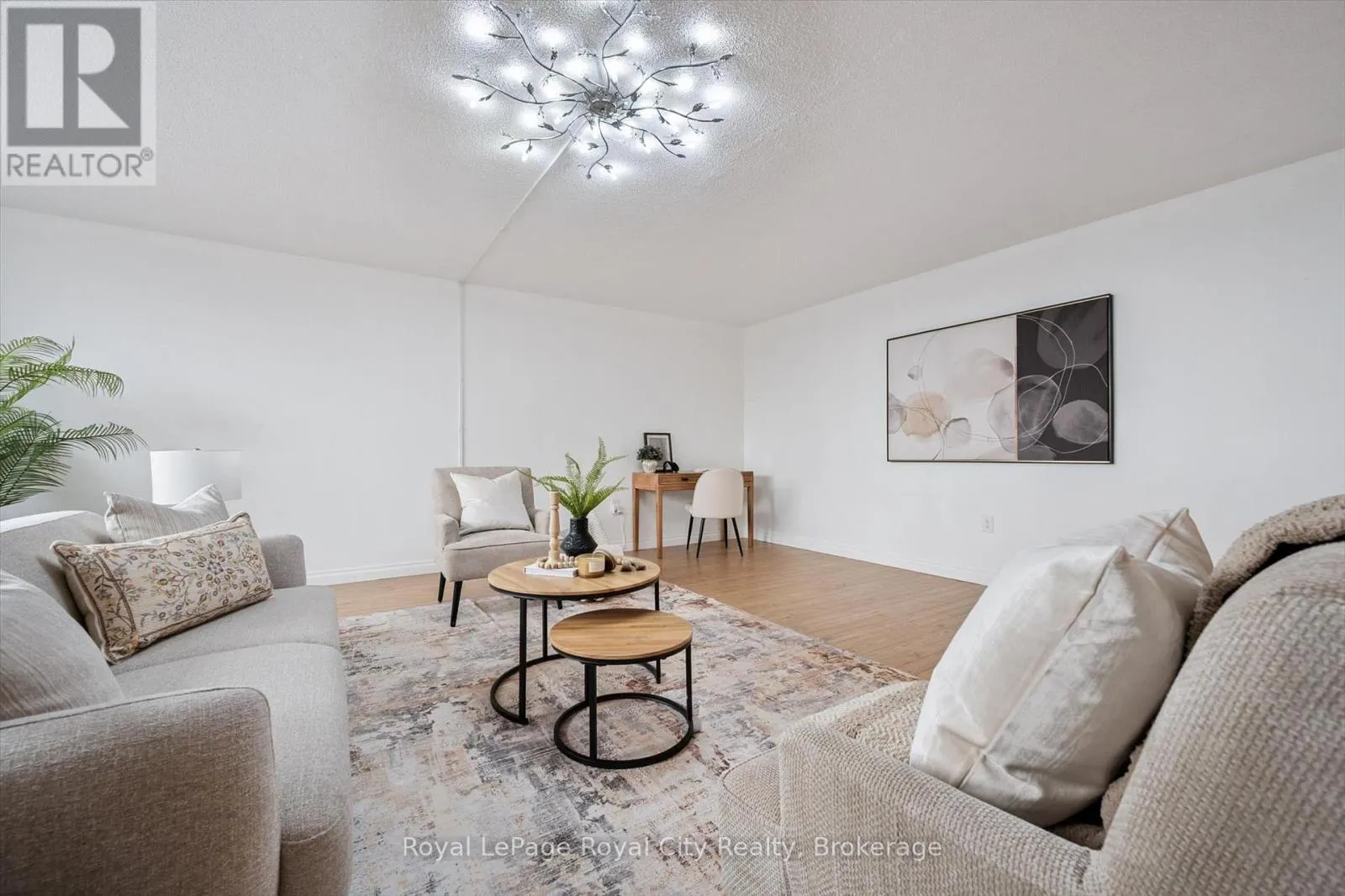 607 - 93 WESTWOOD ROAD #607