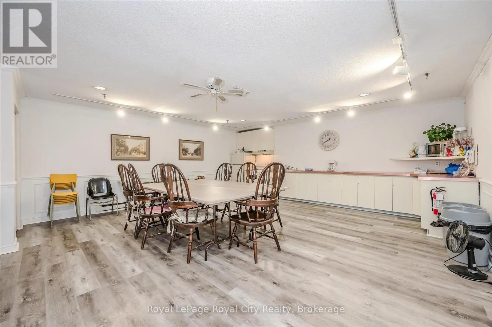 607 - 93 WESTWOOD ROAD #607