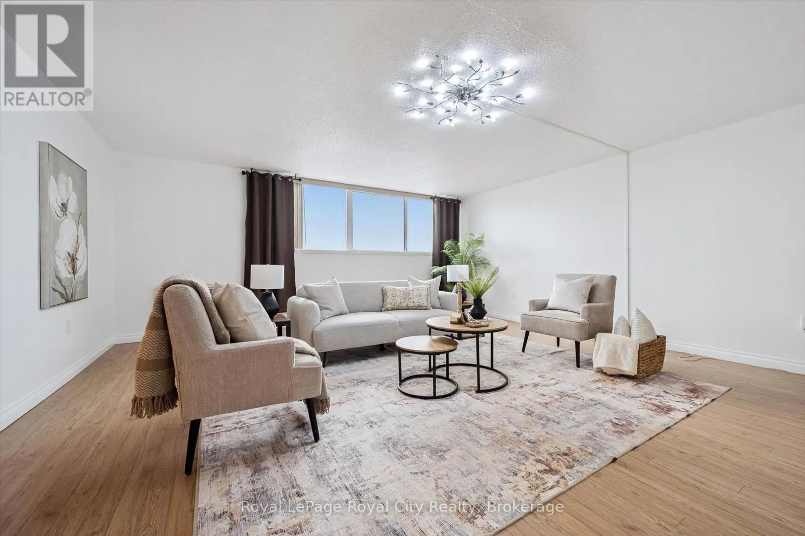 607 - 93 WESTWOOD ROAD #607