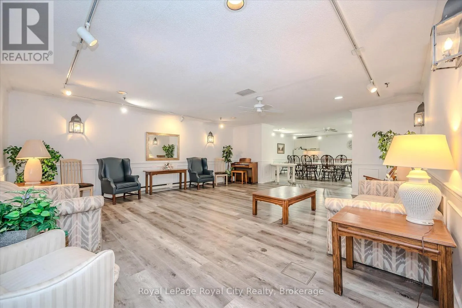 607 - 93 WESTWOOD ROAD #607